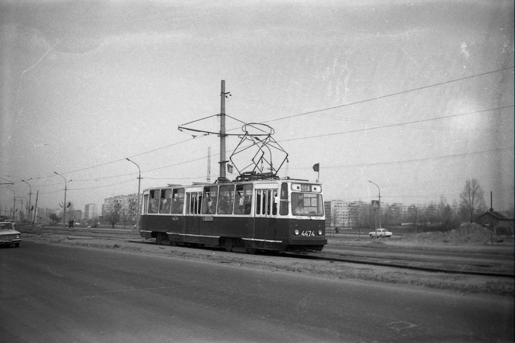 Sankt-Peterburg, LM-68M № 4474