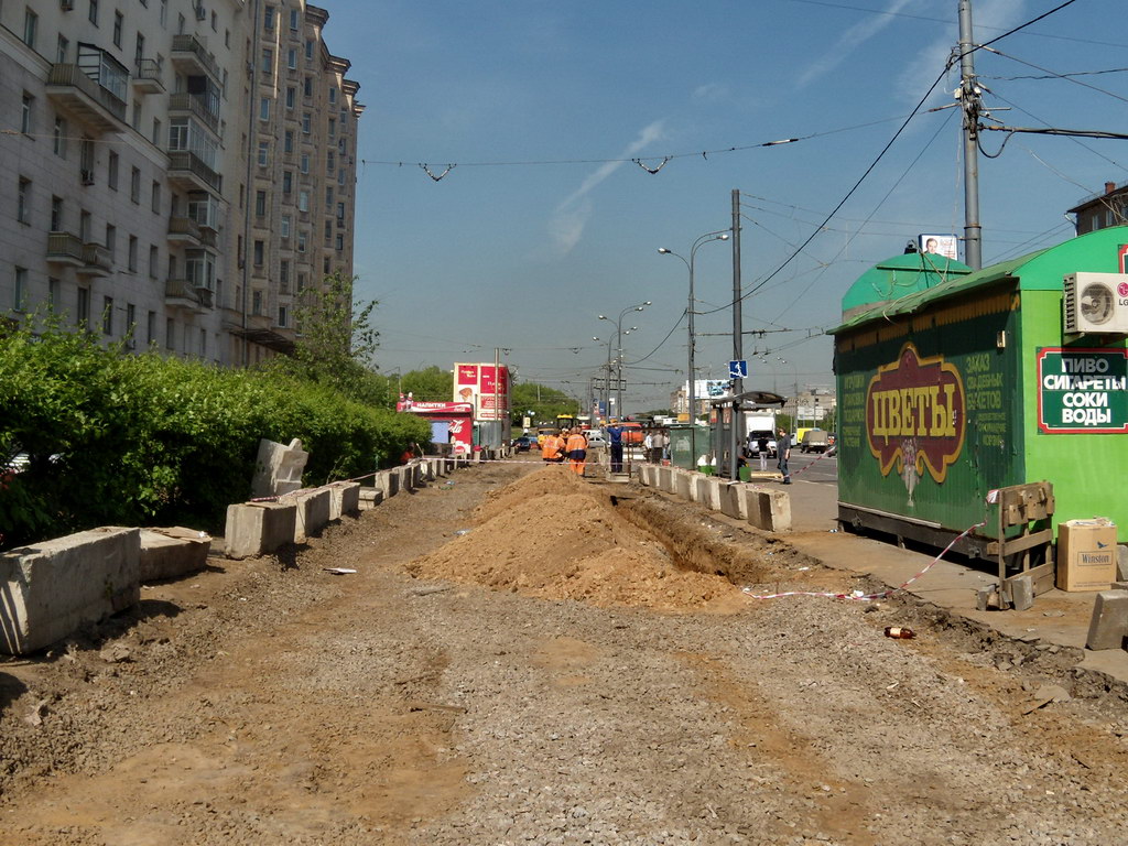 Moszkva — Construction and repairs