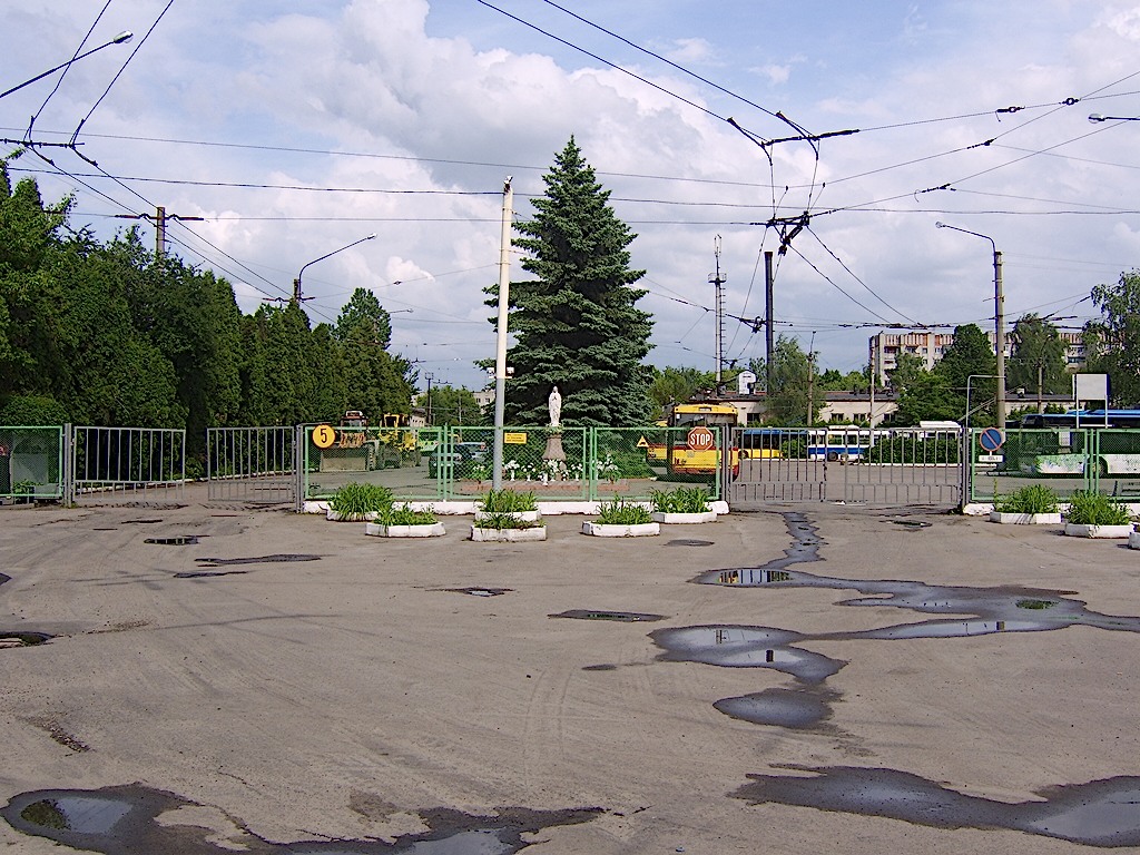 Léopol — Trolleybus depot