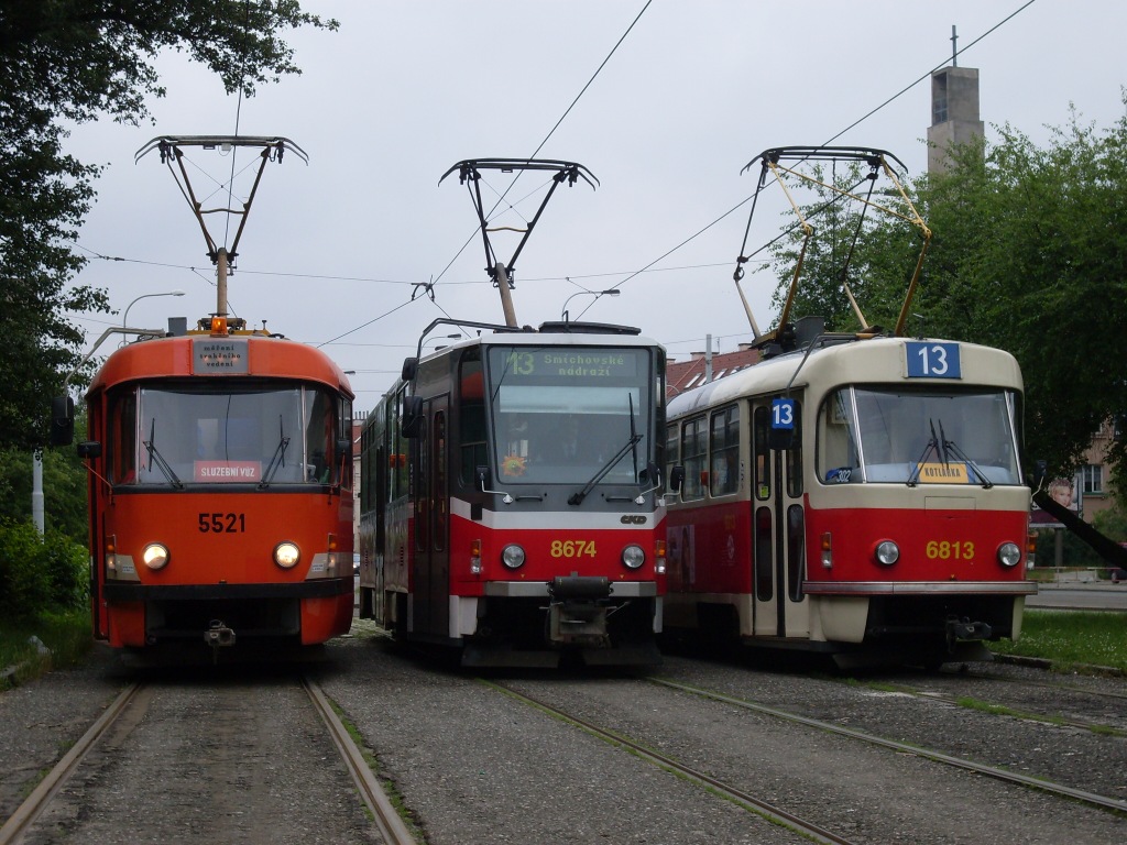 Прага, Tatra T3 № 5521; Прага, Tatra T6A5 № 8674; Прага, Tatra T3 № 6813