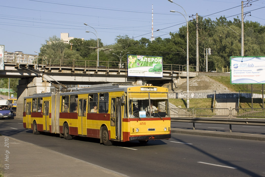 Київ, Škoda 15Tr02/6 № 456