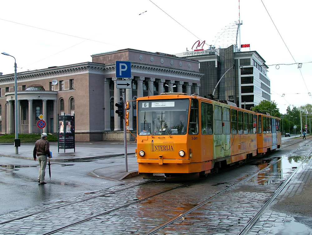 Riga, Tatra T6B5SU Nr. 3-241
