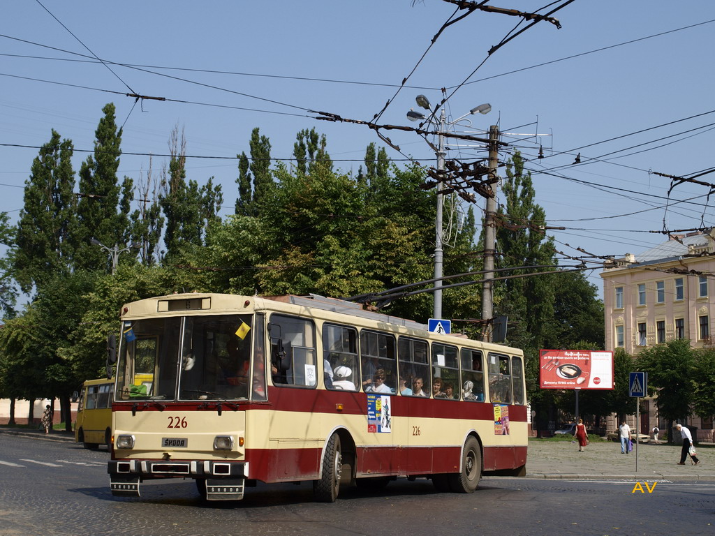 Csernovci, Škoda 14Tr02 — 226