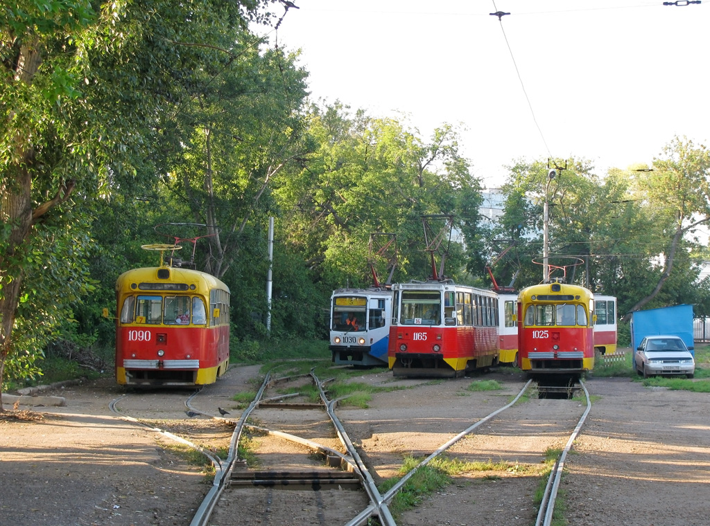 Уфа, РВЗ-6М2 № 1090; Уфа, 71-605А № 1165; Уфа, РВЗ-6М2 № 1025; Уфа — Конечные станции и разворотные кольца (трамвай)