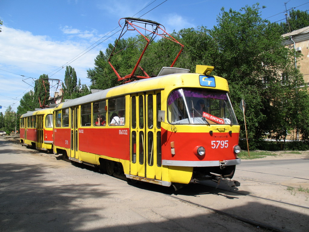 Волгоград, Tatra T3SU № 5795; Волгоград, Tatra T3SU № 5796