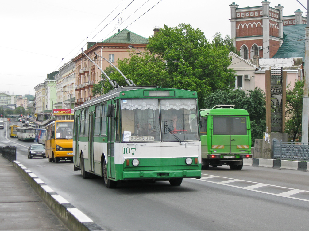Rivne, Škoda 14Tr89/6 nr. 107; Rivne — Route 3/5: “Mototrack–Bus station–RZVA” (22–24.06.2010)