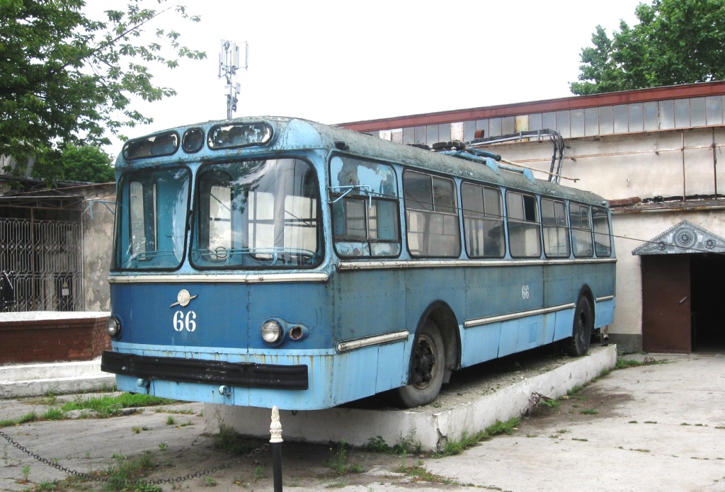 Кишинев, ЗиУ-5Д № 66; Кишинев — Троллейбусный парк № 2