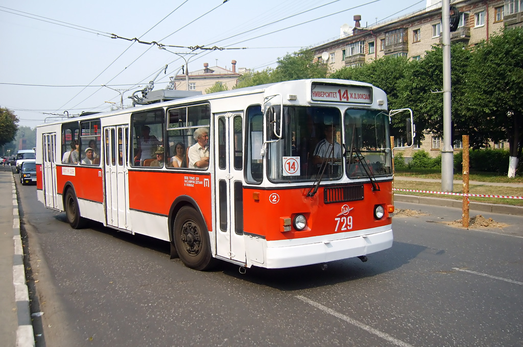 018 г. Троллейбус ЗИУ 682. ЗИУ-9 (ЗИУ-682б). ЗИУ-9 троллейбус. ЗИУ-682г-018.