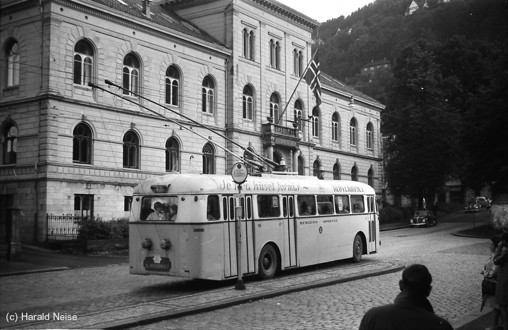 Bergen, Munck/Sunbeam 432A № 620