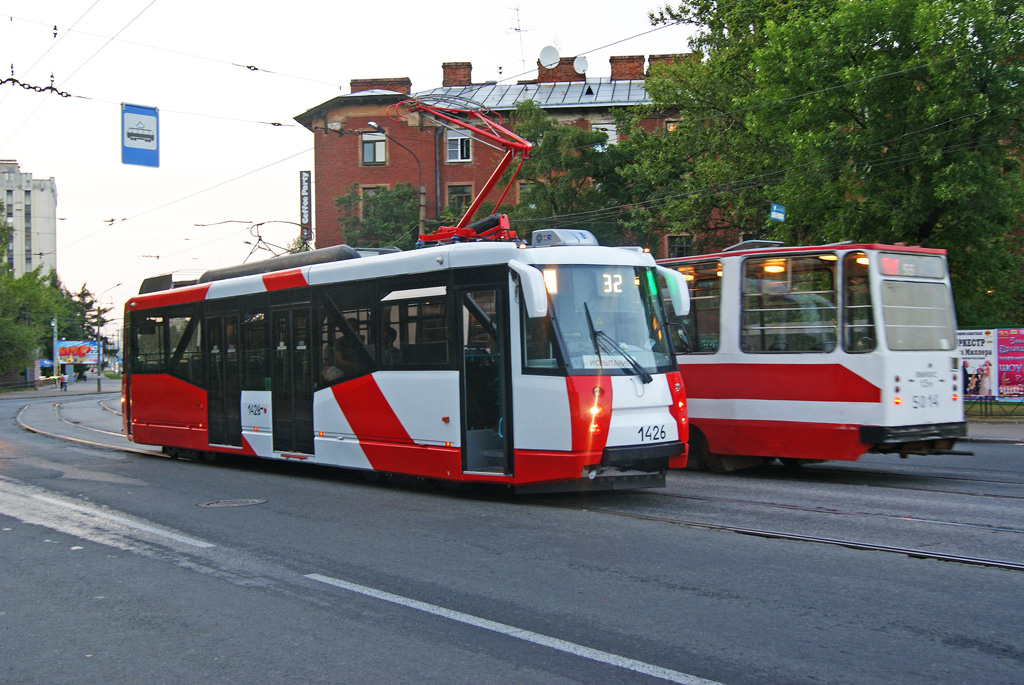 Sankt Petersburg, 71-153 (LM-2008) Nr 1426; Sankt Petersburg — New PTMZ trams