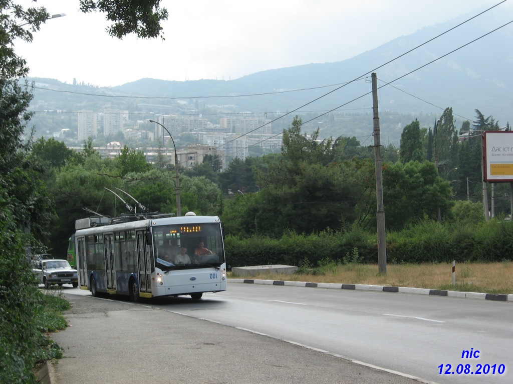 Troleibuzul din Crimeea, YMZ-5265 “Megapolis” nr. 001