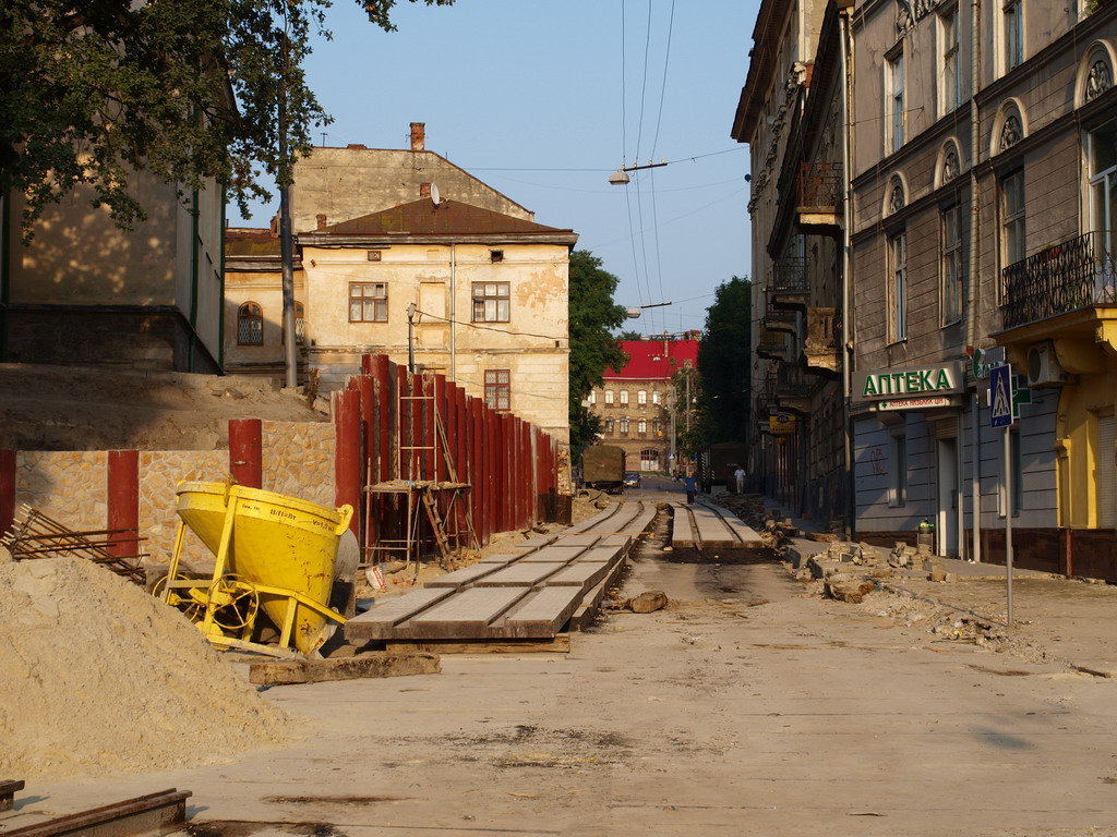 Lvov — Tracks reconstruction: Osmomysla sq.