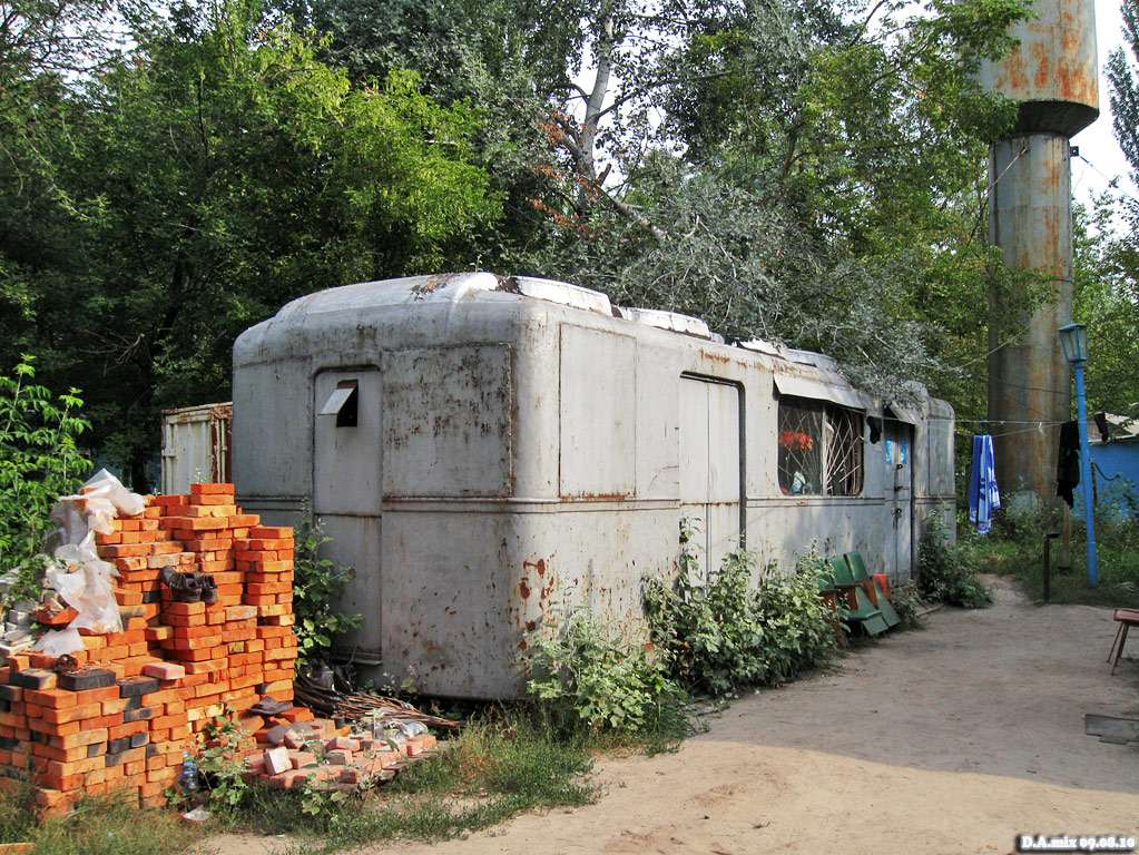 Kiova — Metro — Vehicles — Type D; Kiova — Sheds