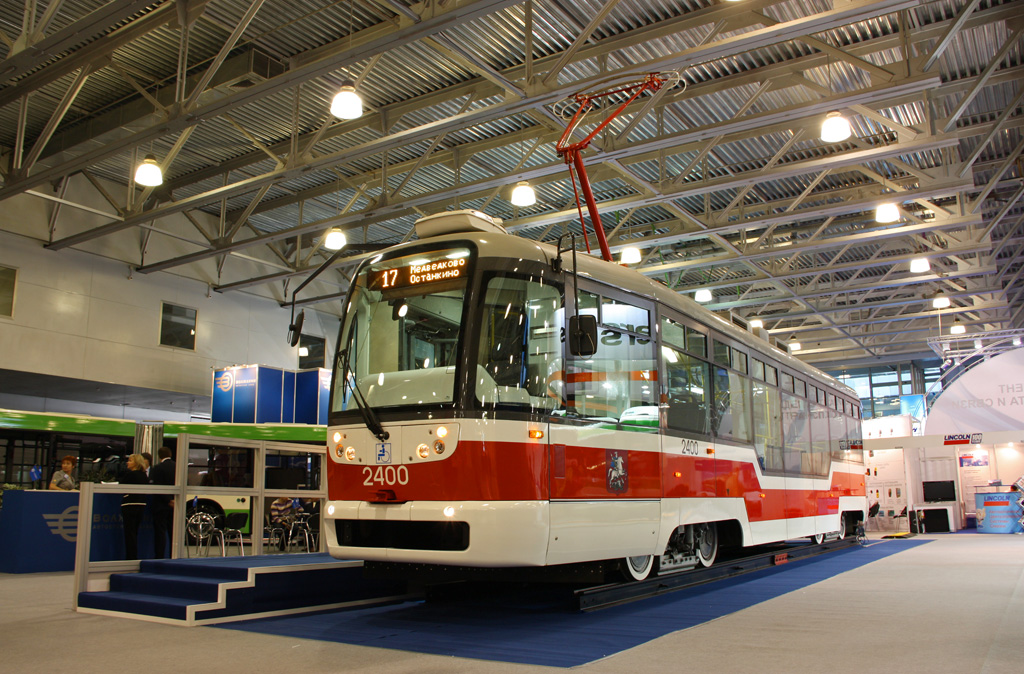 Moscova, Vario LF nr. 2400; Moscova — ExpoCityTrans — 2010
