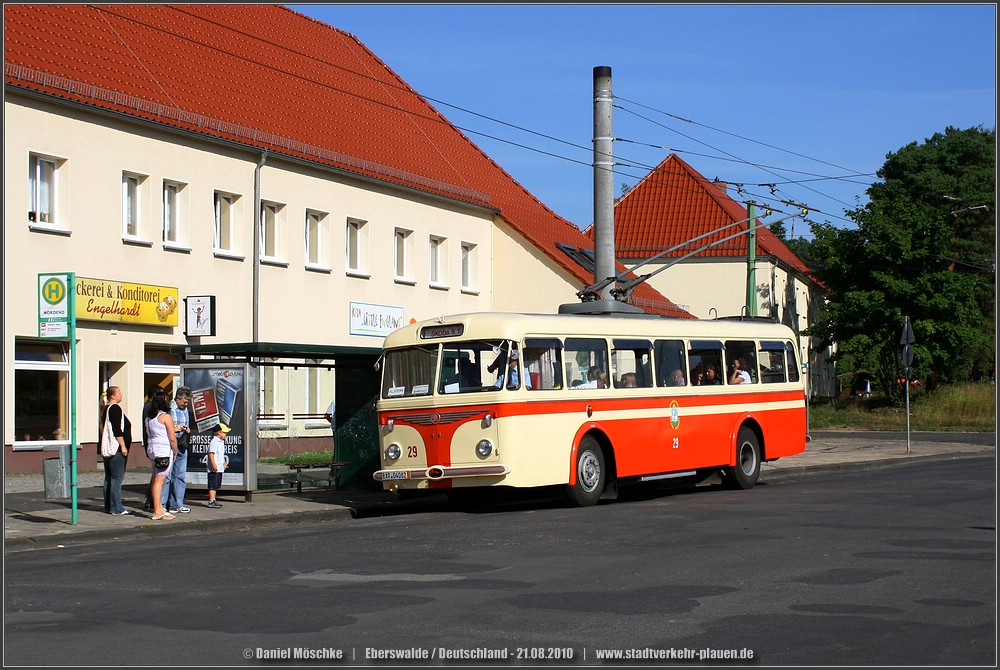 Острава, Škoda 8Tr6 № 29; Эберсвальде — Подвижной состав из других городов; Эберсвальде — Юбилей: 70 лет троллейбусу в Эберсвальде (21.08.2010)