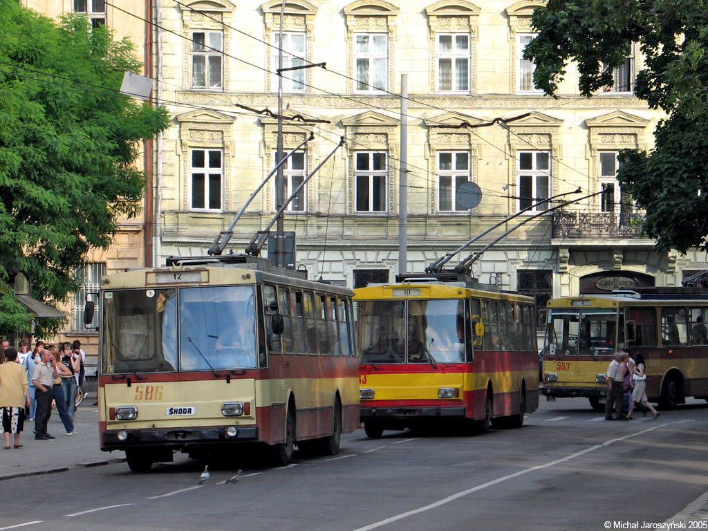 Lviv, Škoda 14Tr11/6 nr. 586; Lviv, Škoda 14Tr11/6 nr. 583; Lviv, Škoda 14Tr89/6 nr. 553