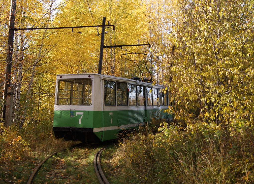 Woltschansk, 71-605 (KTM-5M3) Nr. 7; Woltschansk — Tram depot & Volchanka terminal