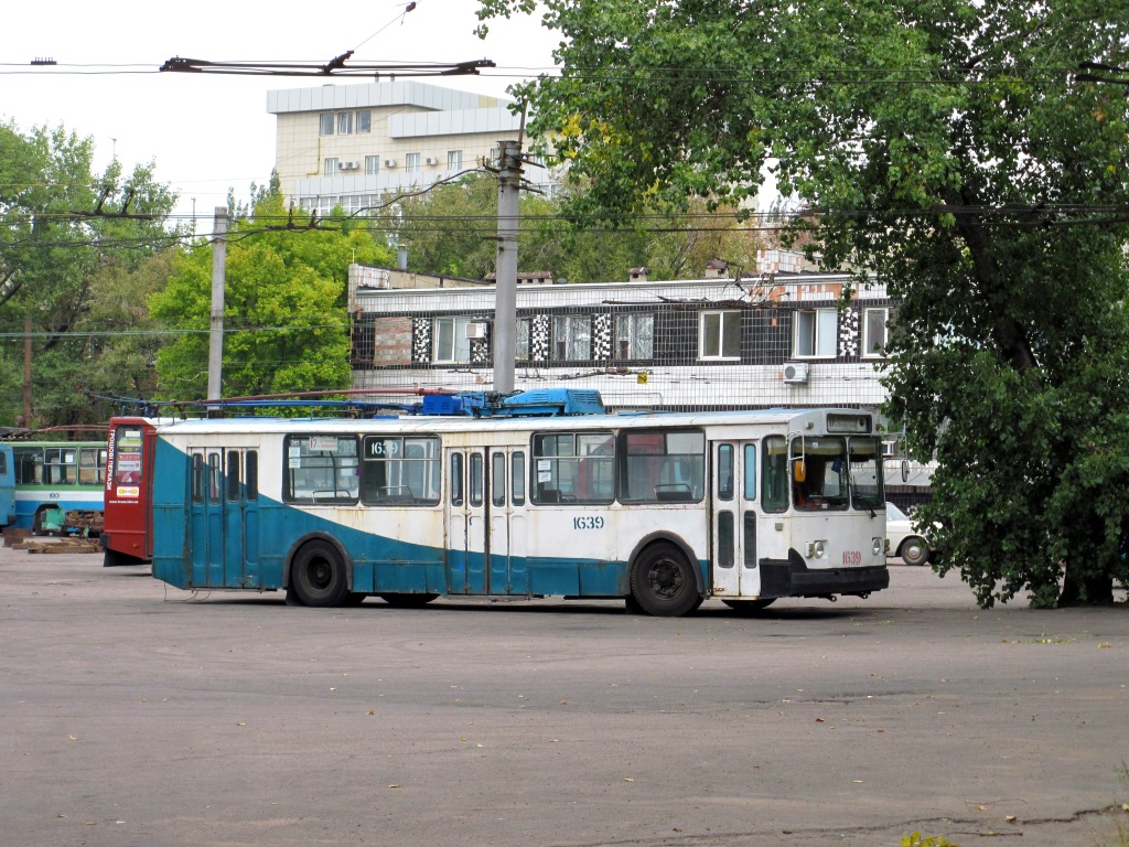 Donetsk, ZiU-682V10 # 1639
