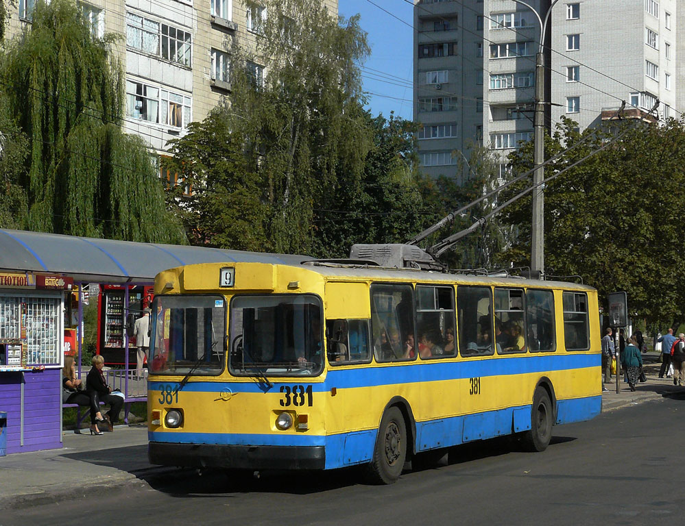 Чернигов, ЗиУ-682В-012 [В0А] № 381