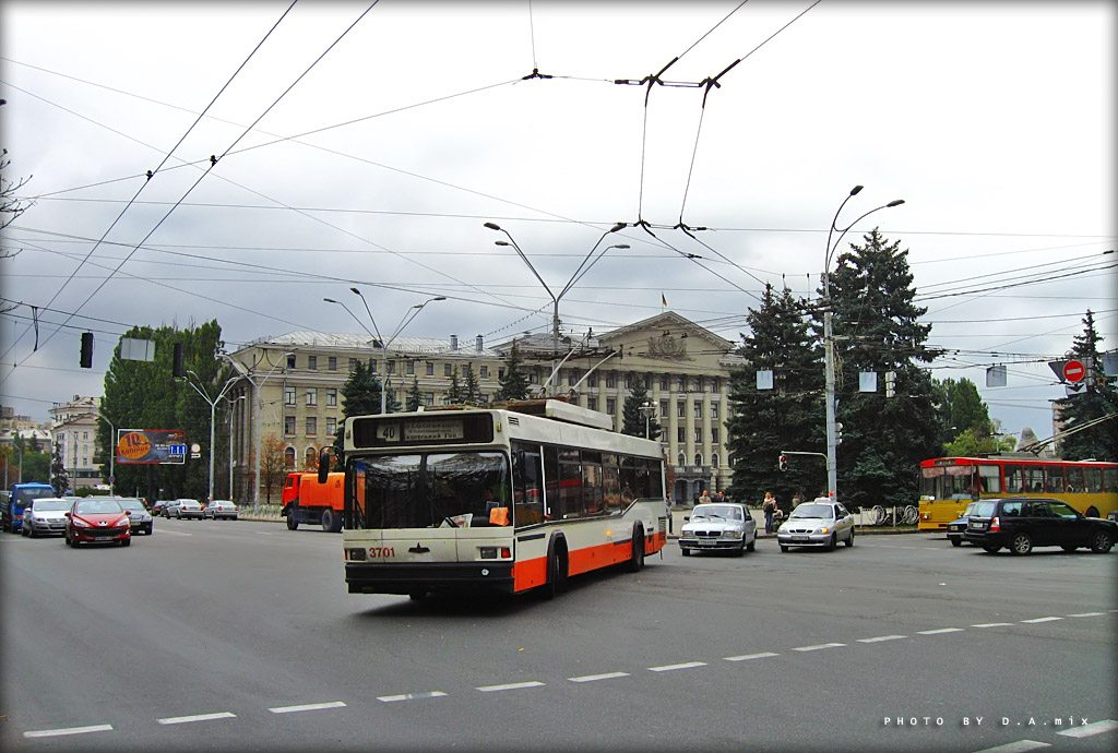 Kiev, MAZ-103T nr. 3701
