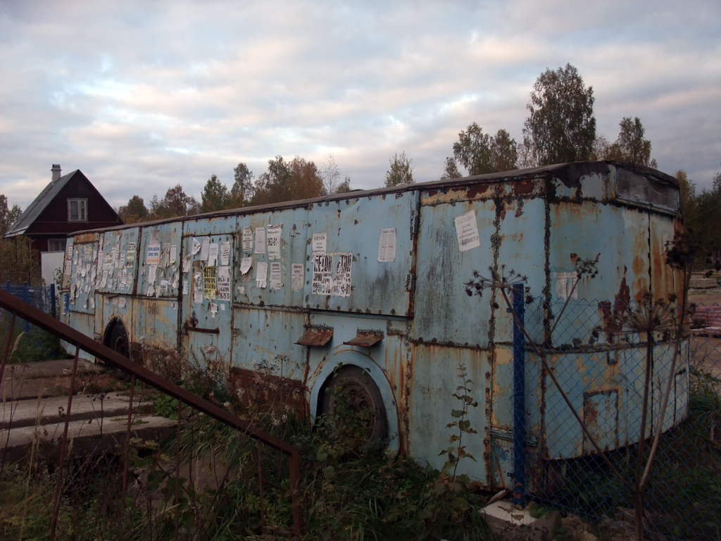 Sankt-Peterburg, ZiU-682V № 6416; Sankt-Peterburg — Barns and sheds