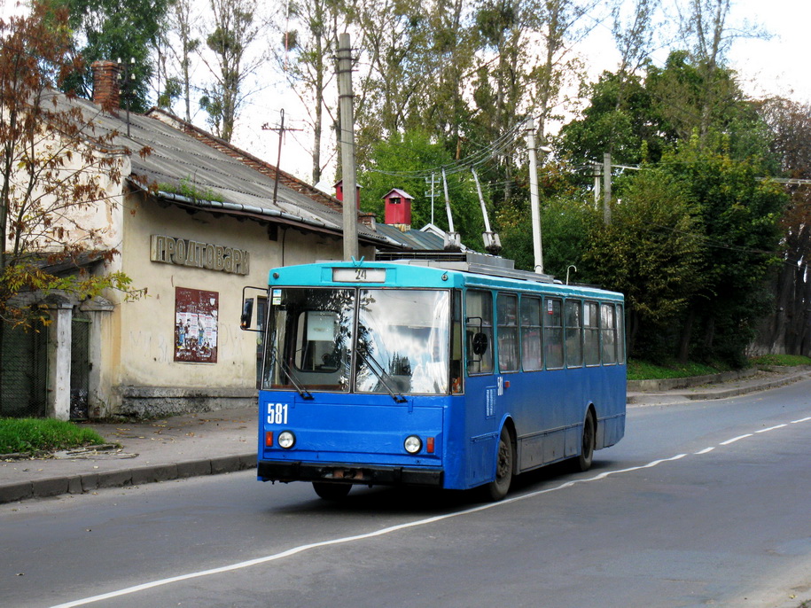 Львов, Škoda 14Tr11/6 № 581