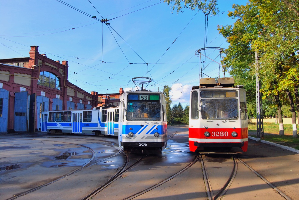 Санкт-Петербург, ЛВС-89 № 3076; Санкт-Петербург, 71-139 (ЛВС-93) № 3280