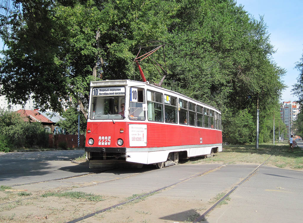 Саратов, 71-605 (КТМ-5М3) № 2225