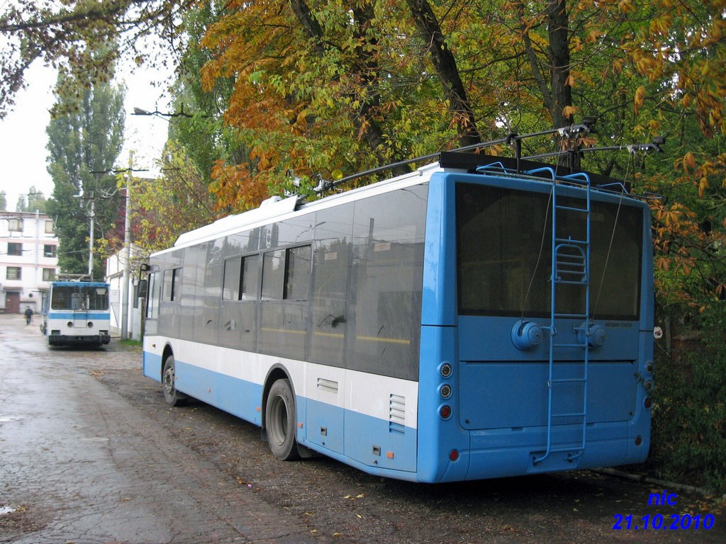 Crimean trolleybus, Bogdan T70110 № 4300
