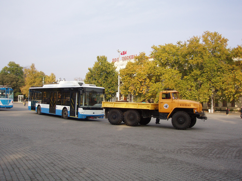 克里米亚无轨电车, Bogdan T70110 # 4303; 塞瓦斯托波爾 — Exhibition dedicated to 60 years of working Sevastopol's trolleybuses