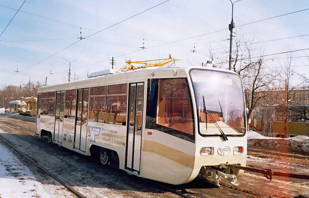 Москва, 71-619 № 2200