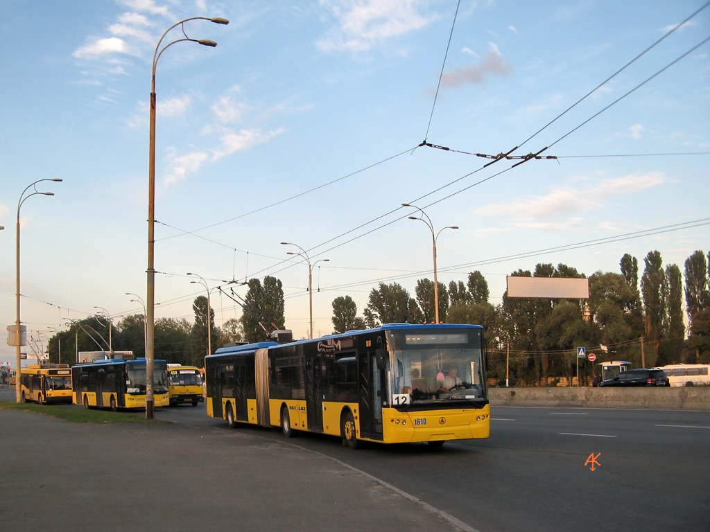 Kiev, LAZ E301D1 N°. 1610