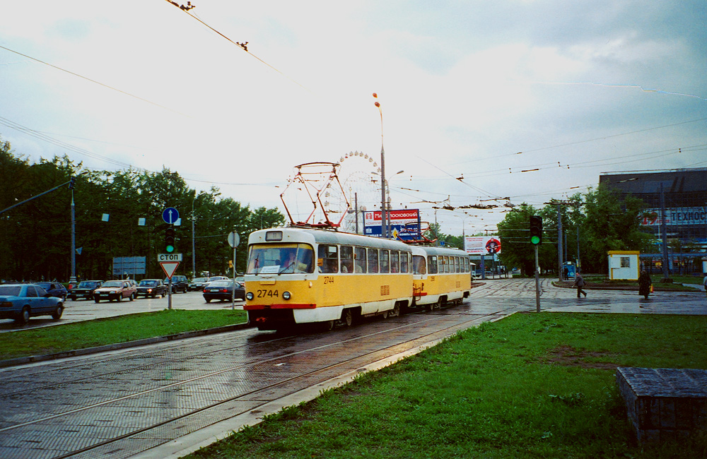 Moscow, Tatra T3SU # 2744