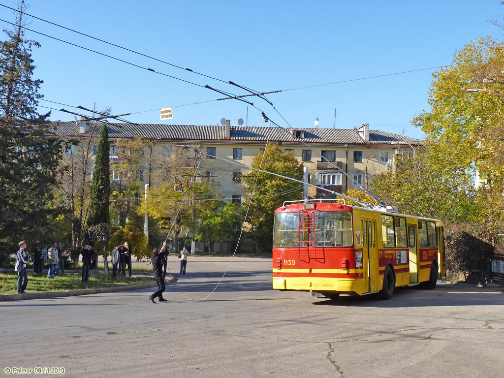 Севастополь, ЗиУ-682В [В00] № 1139; Севастополь — Заказная поездка 06.11.2010 на троллейбусе ЗиУ-682В00 в честь 60-летия Севастопольского троллейбуса