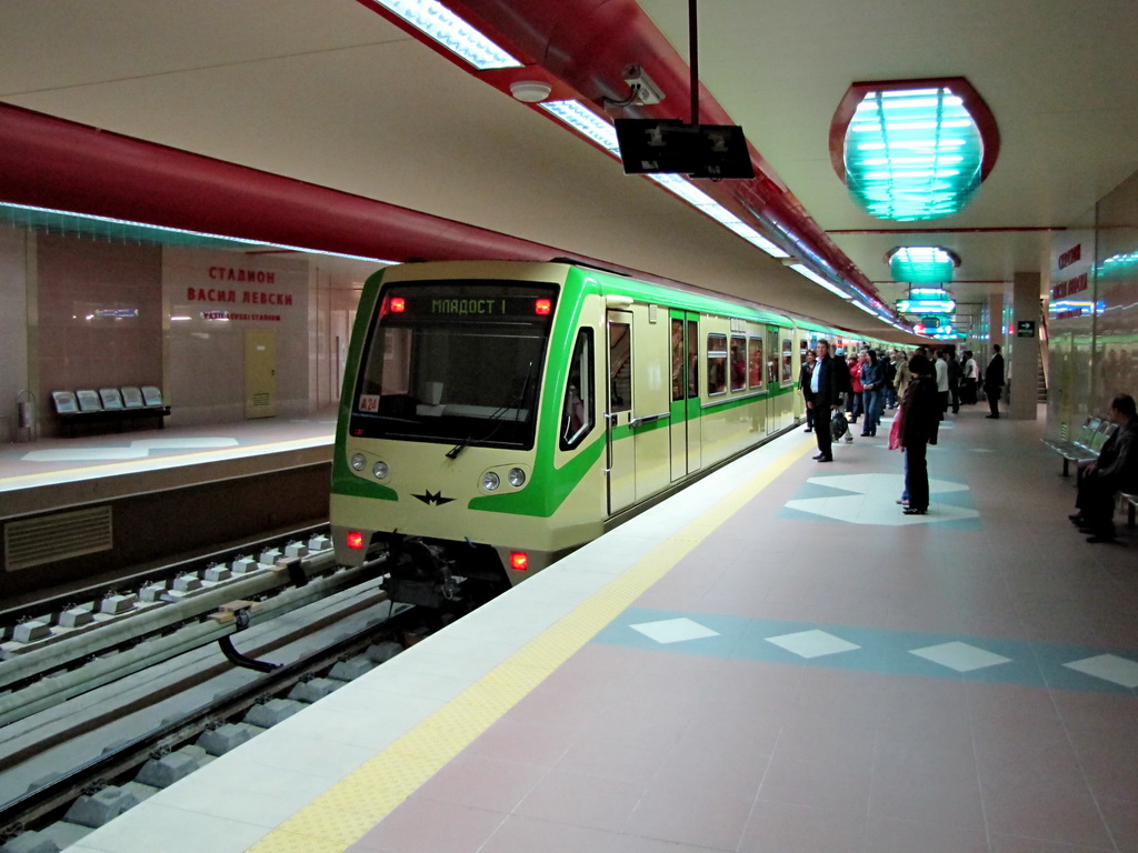 Szófia, 81-740.2 — 2007; Szófia — Metro — [1] First Subway diameter — red line