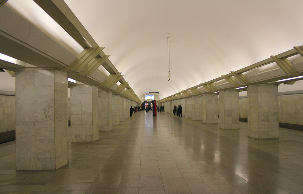 Moscow — Metro — [9] Serpukhovsko-Timiryazevskaya Line