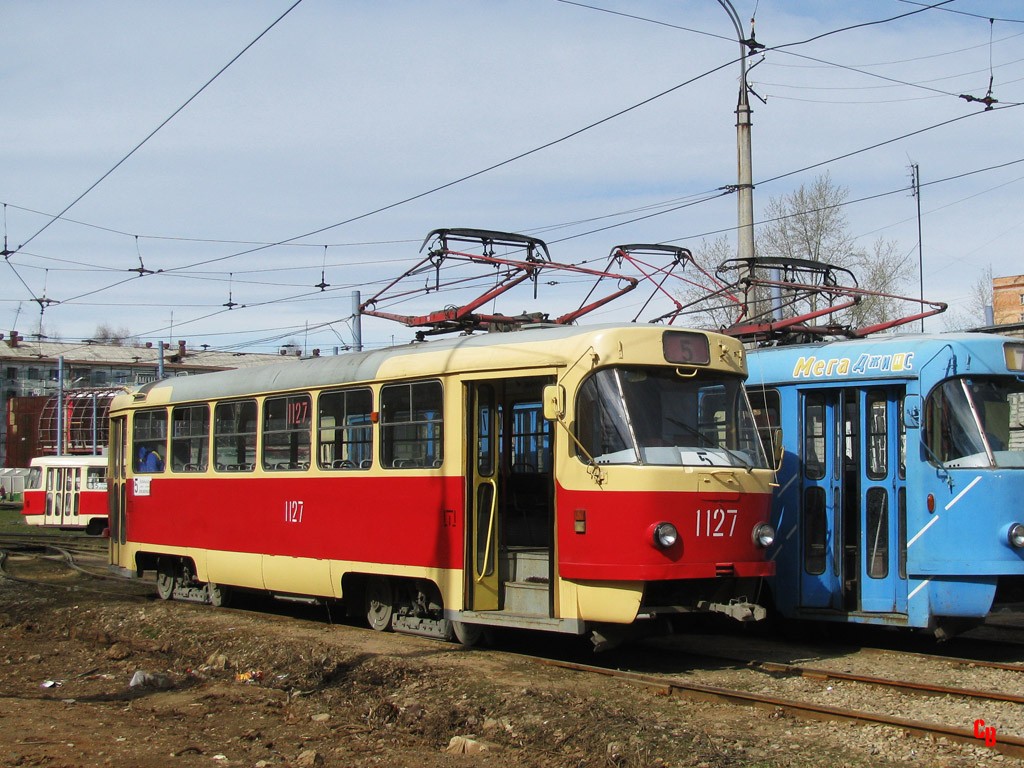 Ižkar, Tatra T3SU (2-door) # 1127