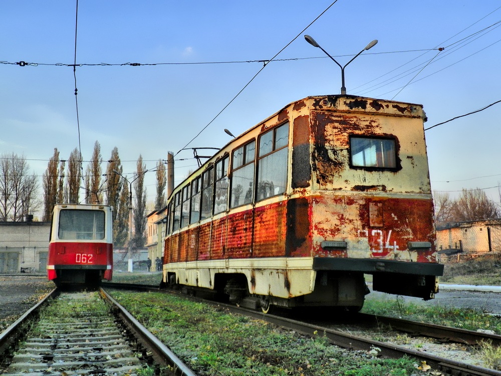 Авдеевка, 71-605 (КТМ-5М3) № 062; Авдеевка, 71-605 (КТМ-5М3) № 034; Авдеевка — Трамвайный парк