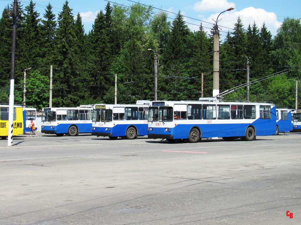 Iżewsk, ZiU-682G [G00] Nr 1297; Iżewsk — Trolleybus deport # 1