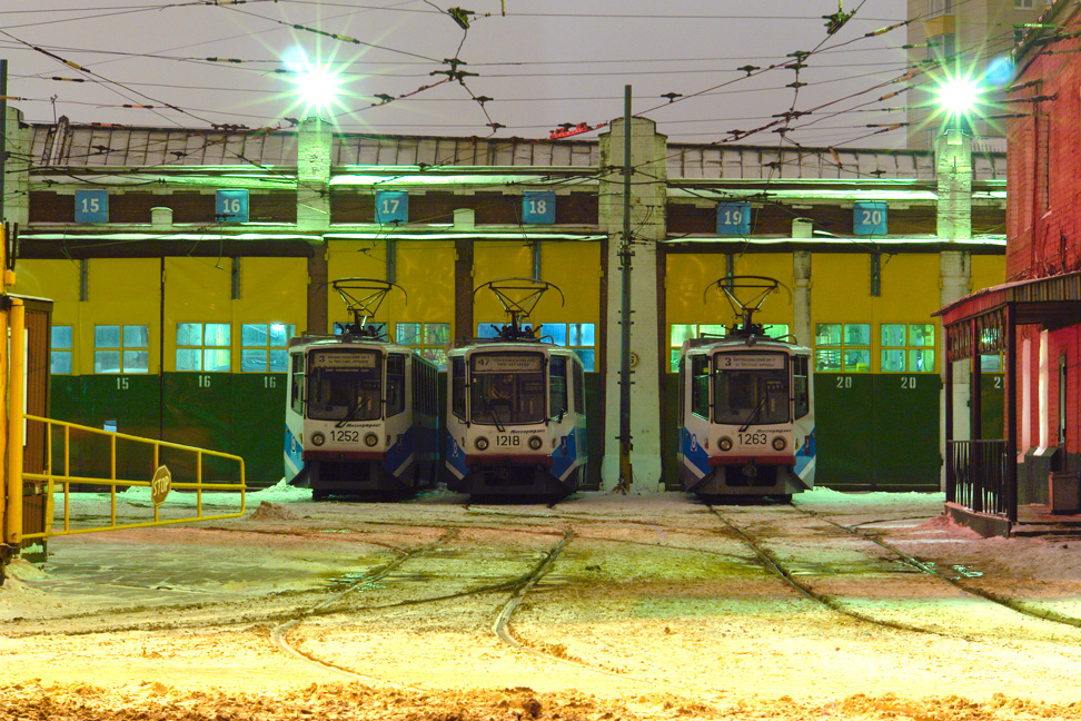 Moszkva, 71-608KM — 1252; Moszkva, 71-608KM — 1218; Moszkva, 71-608KM — 1263; Moszkva — Tram depots: [1] Apakova