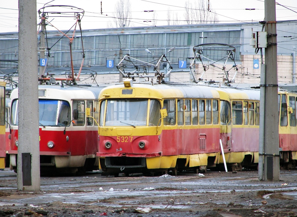 Kyjev, Tatra T3SU (2-door) č. 5327