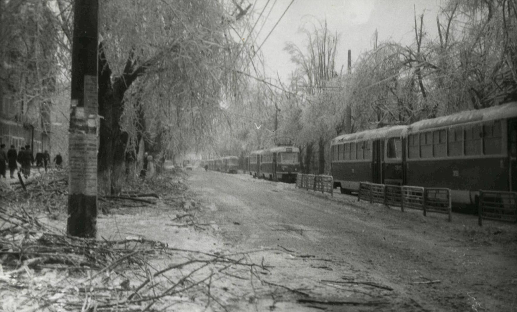 Одесса, Tatra T3SU (двухдверная) № 3154; Одесса — 03.12.1988 — Ледяная буря и её последствия