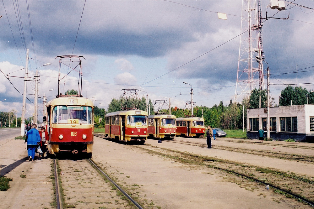 Tula, Tatra T3SU (2-door) # 106; Tula, Tatra T3SU # 92; Tula, Tatra T3SU # 10; Tula, Tatra T3SU # 148; Tula — Terminus stations