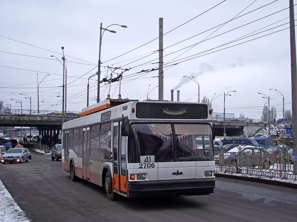 Киев, МАЗ-103Т № 2706