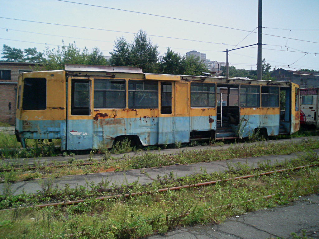 Vladivostok, 71-608K nr. 306; Vladivostok — Tram graveyard