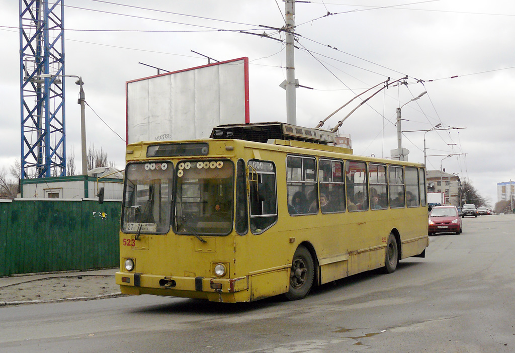 Киев, ЮМЗ Т2 № 523