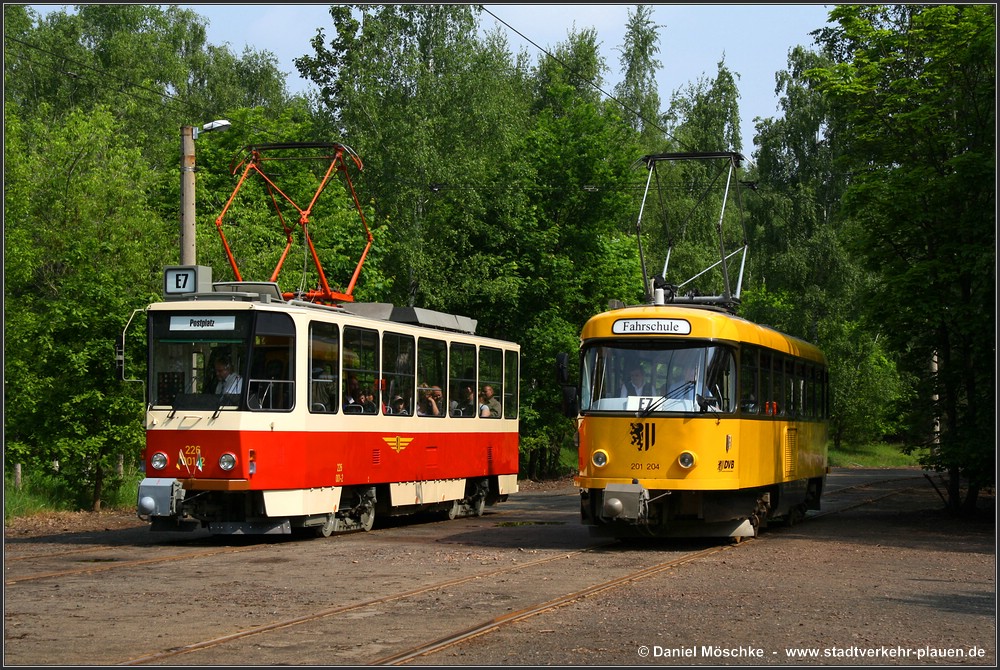 Drážďany, Tatra T6A2 č. 226 001 (201 316); Drážďany, Tatra T4D-MI č. 201 204; Drážďany — Official farewell of the Tatra trams (29.05.2010)