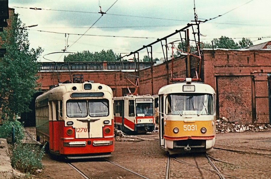 Maskva, MTV-82 nr. 1278; Maskva, Tatra T3SU nr. 5031; Maskva — Tram depots: [5] Rusakova