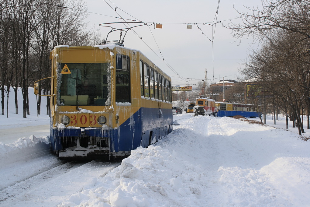 Владивосток, 71-608К № 303; Владивосток — Снегопады