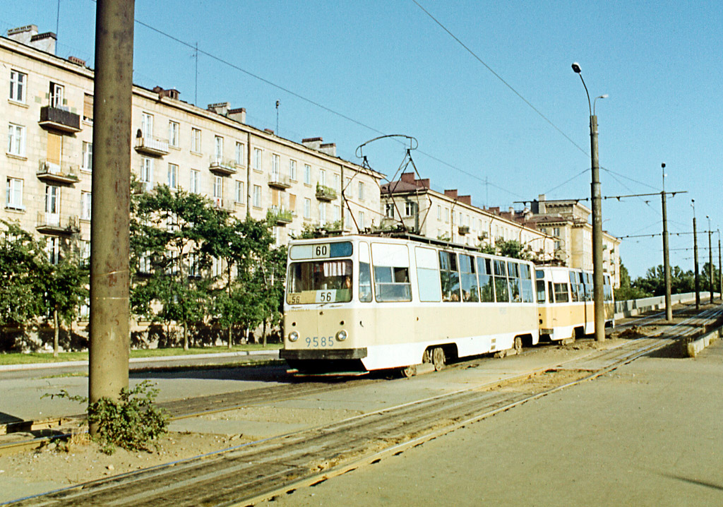 Sankt Petersburg, LM-68M Nr 9585